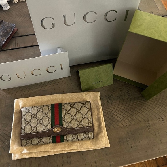 Gucci Handbags - Gucci Ophidia Chain Wallet